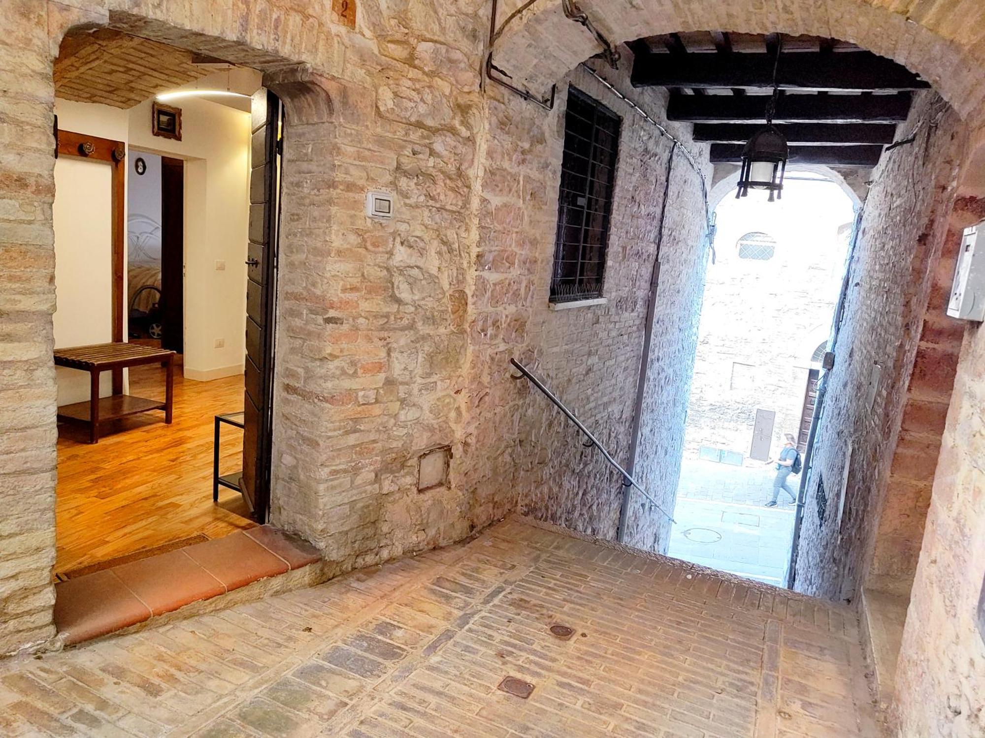 All'Ombra Di San Francesco - Myassisisuite, I Dettagli Che Fanno La Differenza - Centralissimo - A 110 Mt Dalla Basilica อัสซิซี ภายนอก รูปภาพ